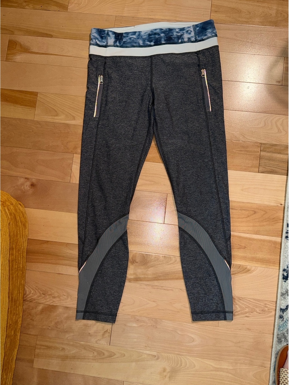 Lululemon Athletic Leggings Blue Tie-Dye Waistband and Zippered Pockets